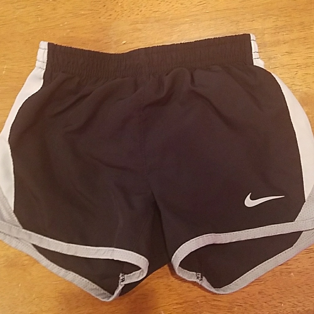 Nike little girl size 4 Dri-fit shorts